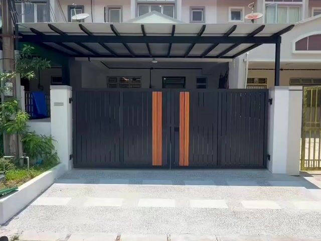 Video Image 1