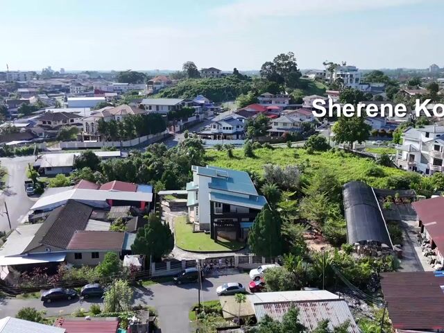 Video Image 1