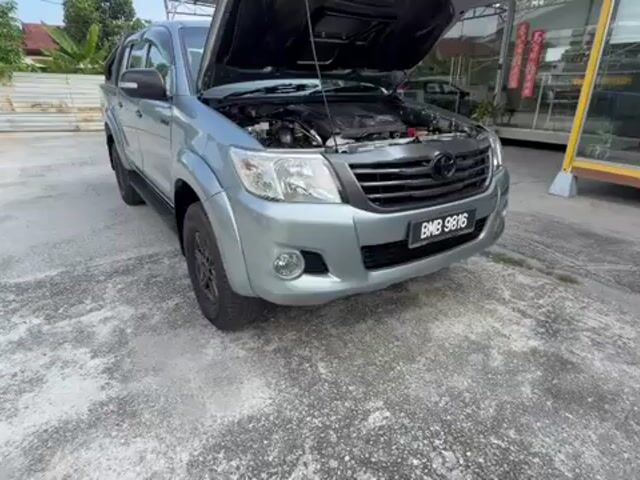 2013 Toyota Hilux 2.5 (A) 4x4 VNT Ori Cond  - 1