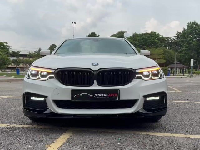 Bmw 530i 2.0 M-SPORT/1ST CHINESE OWNER/ USE IN KL - 1
