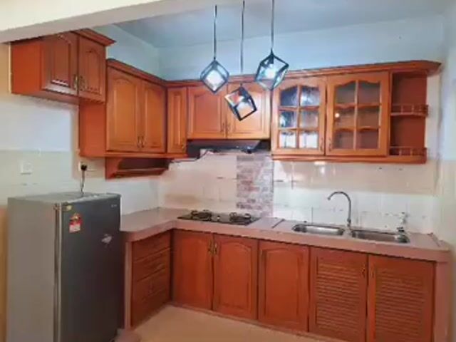 Video Image 1