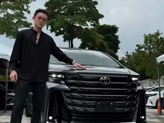 2025 Toyota VELLFIRE 2.4 Z PREMIER/JBL/SUNROOF/HUD - 1