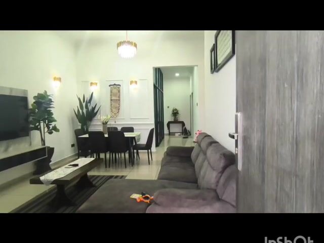 Video Image 1