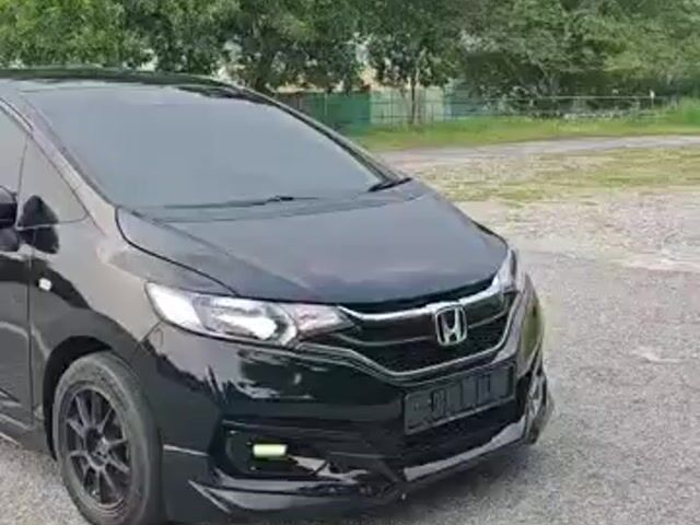 Loan KEDAI IC Saja! Honda JAZZ 1.5 E F/LIFT - 1