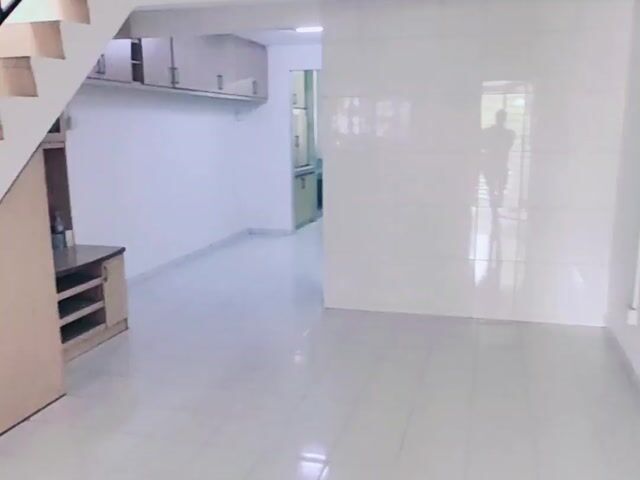 Video Image 1