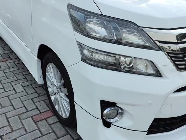 Toyota VELLFIRE 3.5 ZG PILOT SEAT SUNROOF P/DOOR - 1