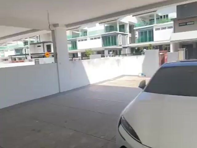 Video Image 1