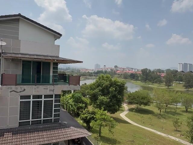 Video Image 1