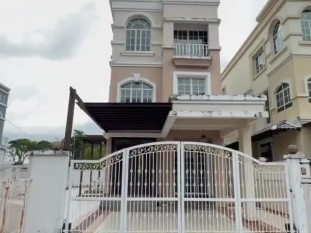 Video Image 1
