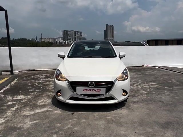 2015Mazda2SKYACTIVH/Back1.5(A)B/ListBolehLoanKedai - 1
