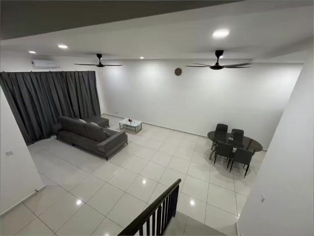 Video Image 1