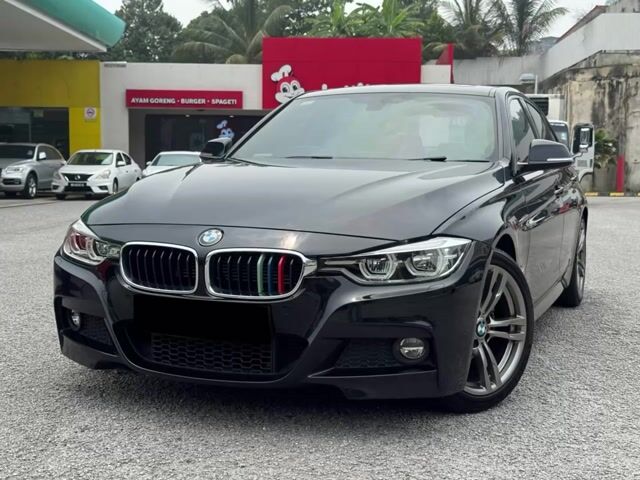 Bmw 330E M SPORT TURBO LUXURY SUNROOF ORI MILE - 1