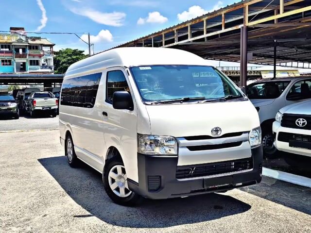2014 Toyota HIACE 2.7P WINDOW VAN NEW TYRES - 1