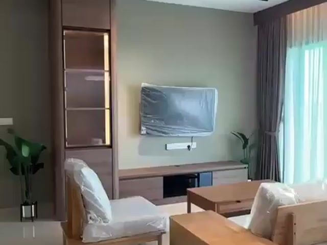 Video Image 1