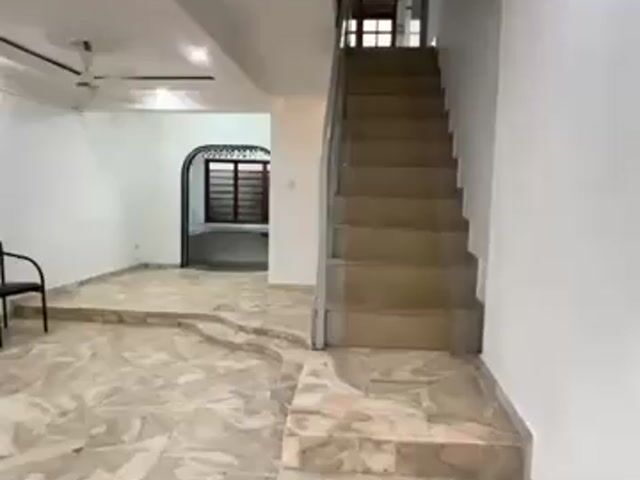 Video Image 1
