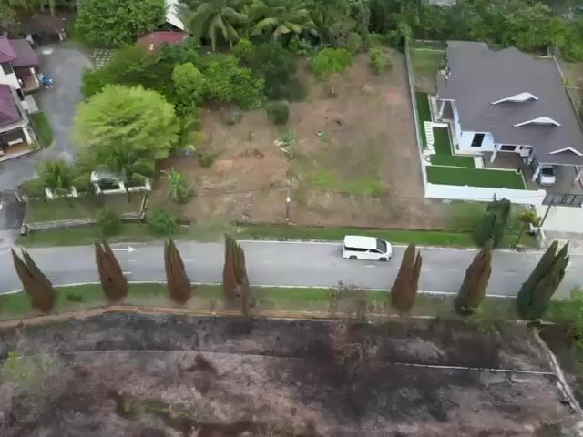 Video Image 1