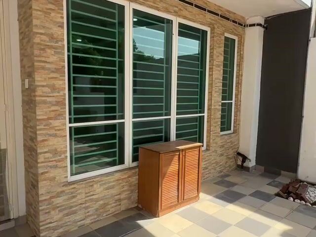 Video Image 1