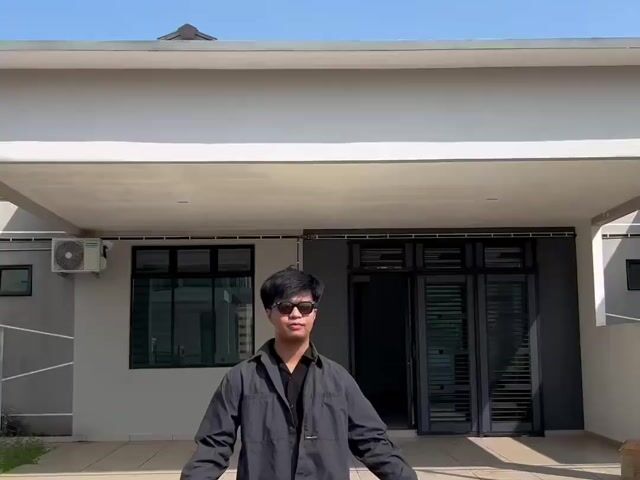 Video Image 1