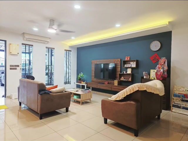 Video Image 1