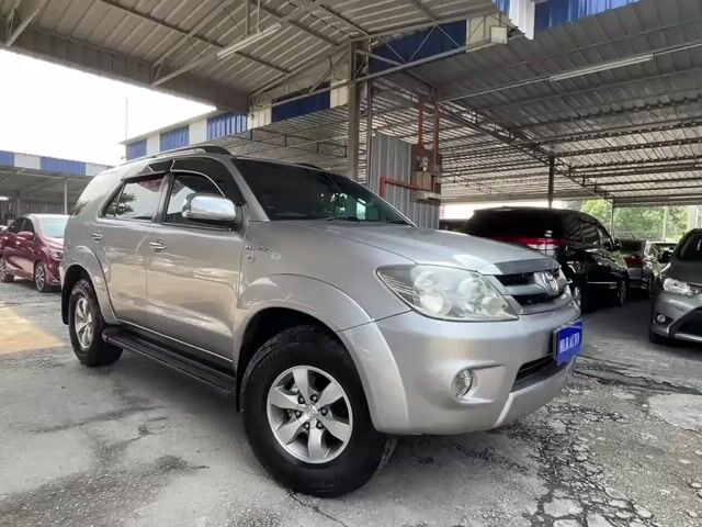 2006 Toyota FORTUNER 2.7 V (A) Tip Top Low Mileage - 1