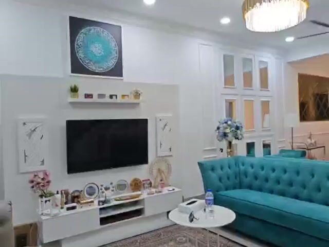 Video Image 1
