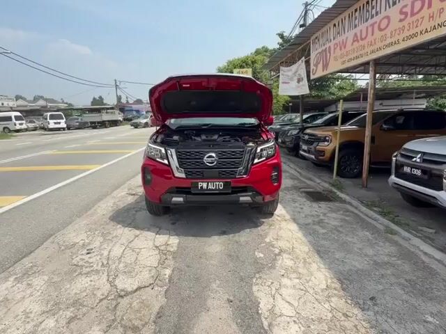 NISSAN NAVARA 2.5(A) V DDTI VGS 7SPD 4X4 pickups - 1