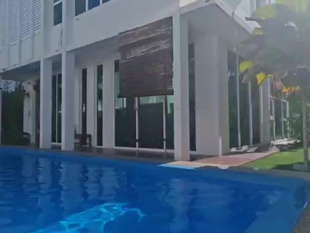 Video Image 1