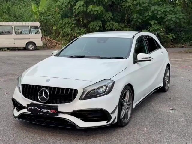 MERCEDES BENZ A180 1.6 AMG P/START KEYLESS A45KiT. - 1