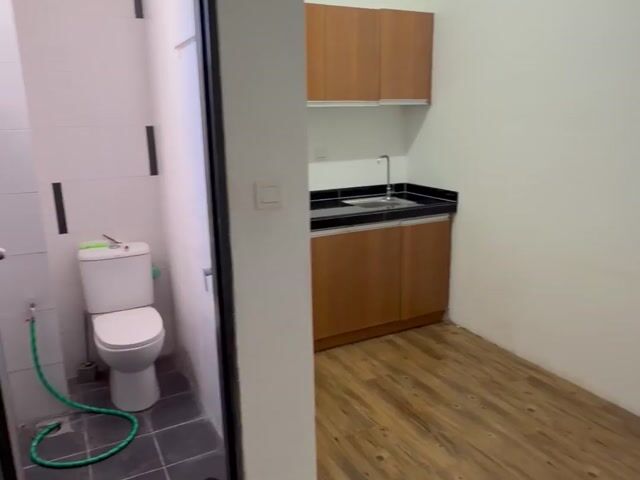 Video Image 1