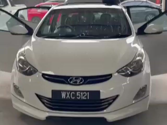 2012 Hyundai Elantra 1.8 (AT)/ Low Mileage - 1