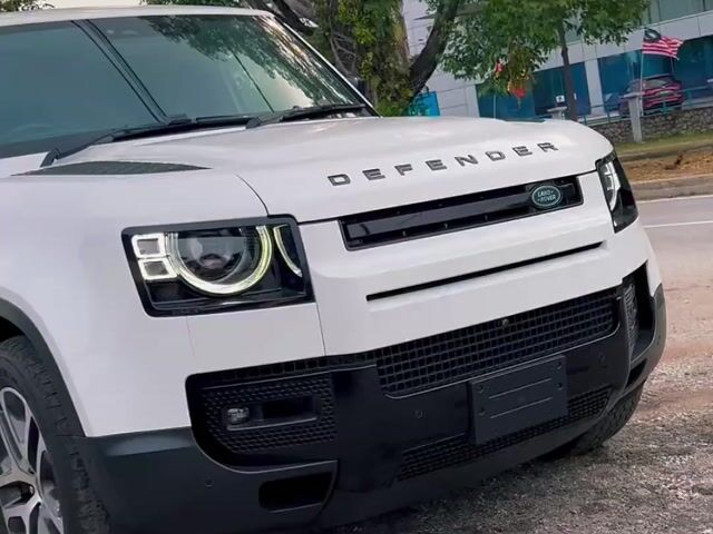7 Seater 2020 Land Rover DEFENDER 2.0 110 P300 - 1
