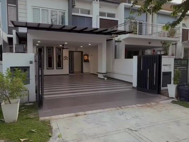 Video Image 1