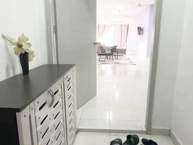 Video Image 1