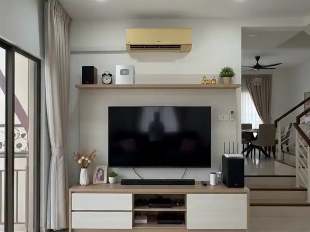 Video Image 1