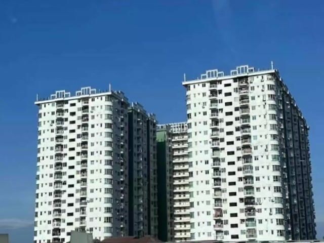 Video Image 1