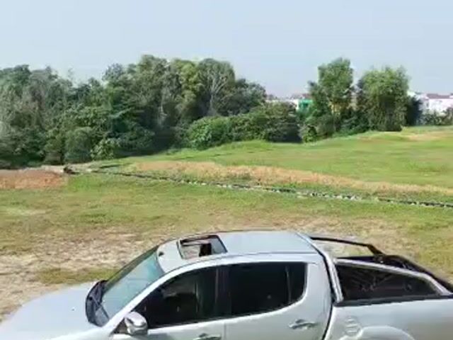 Y2014 Mitsubishi TRITON 2.5 VGT Sunroof Origin (A) - 1