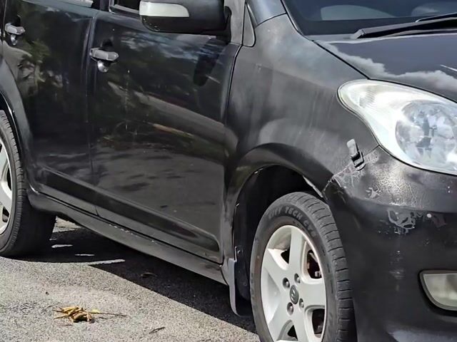 2010 Perodua MYVI 1.3 EZi FACELIFT (A) - 1