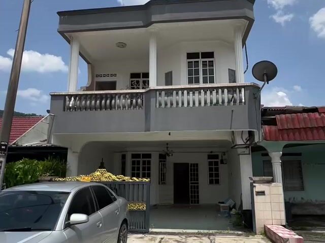 Video Image 1