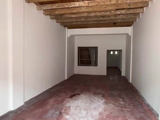 Video Image 1