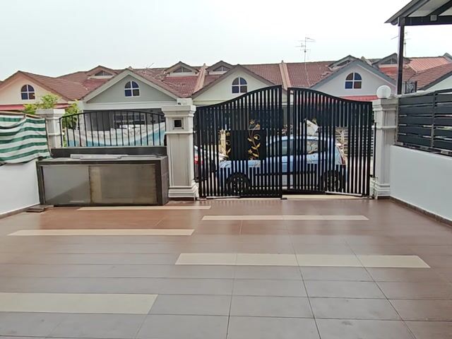 Video Image 1