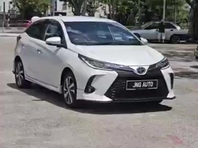 YARIS 1.5 G 2022 Toyota Full LOAN 3YEAR WARRANTY G - 1