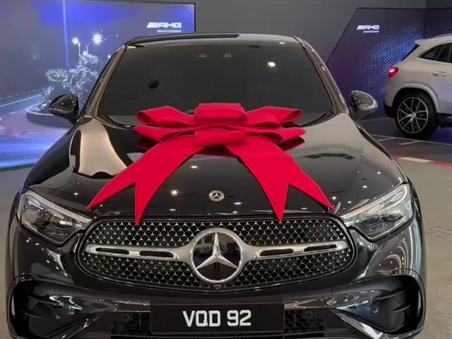 2025  MEGA SALE Mercedes Benz GLC350e AMGLINE COUPE - 1