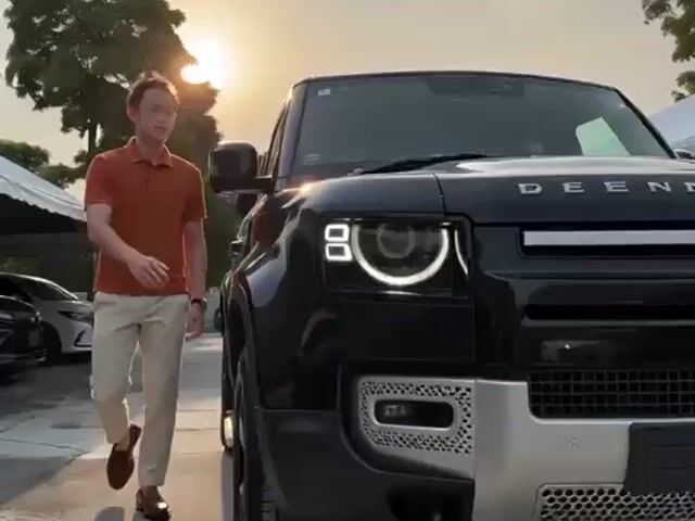 2021 Land Rover DEFENDER 110 2.0 P300 JAPAN SPEC - 1