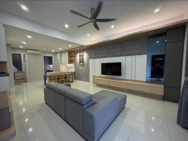 Video Image 1