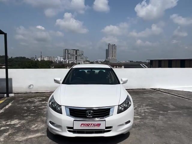 2011 Honda Accord 2.0 (A) B/ListBolehLoanKedai - 1