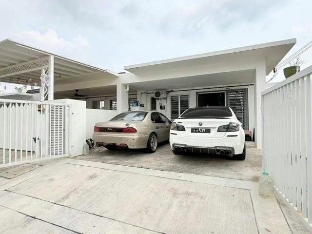 Video Image 1
