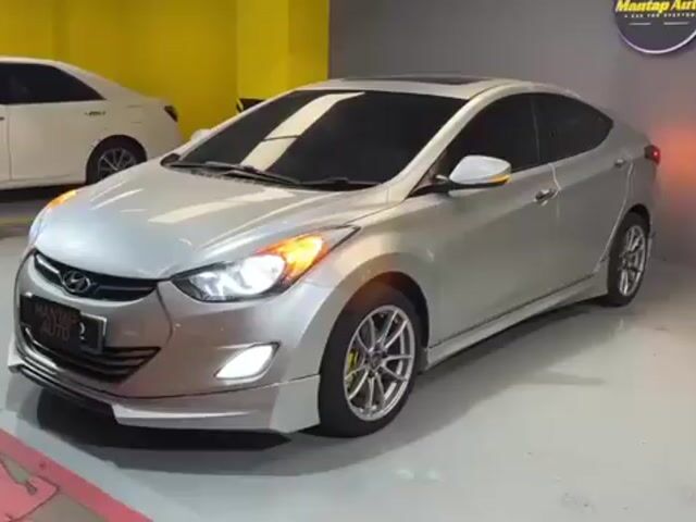 2013 Hyundai ELANTRA 1.8 PREMIUM (A) Sunroof - 1