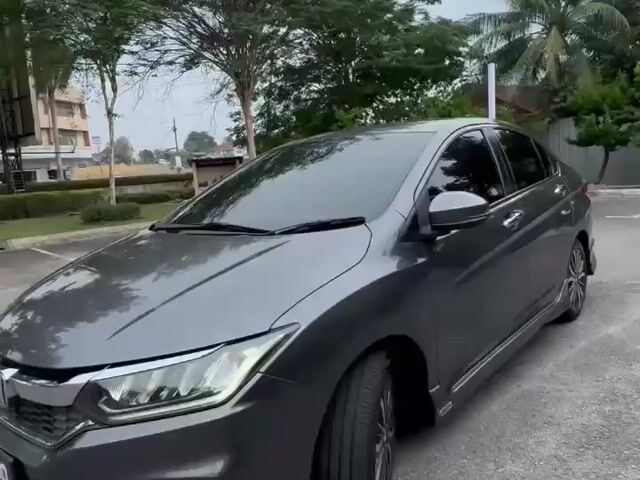 2018 Honda CITY 1.5 V FULL BODYKIT MODULO LIKE NEW - 1