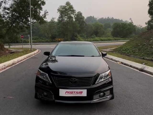 2013Toyota Camry G-Spec 2.0(A)B/ListBolehLoanKedai - 1