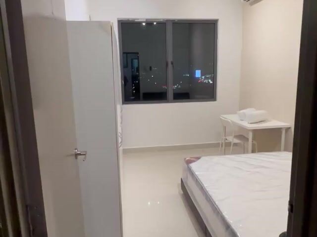 Video Image 1